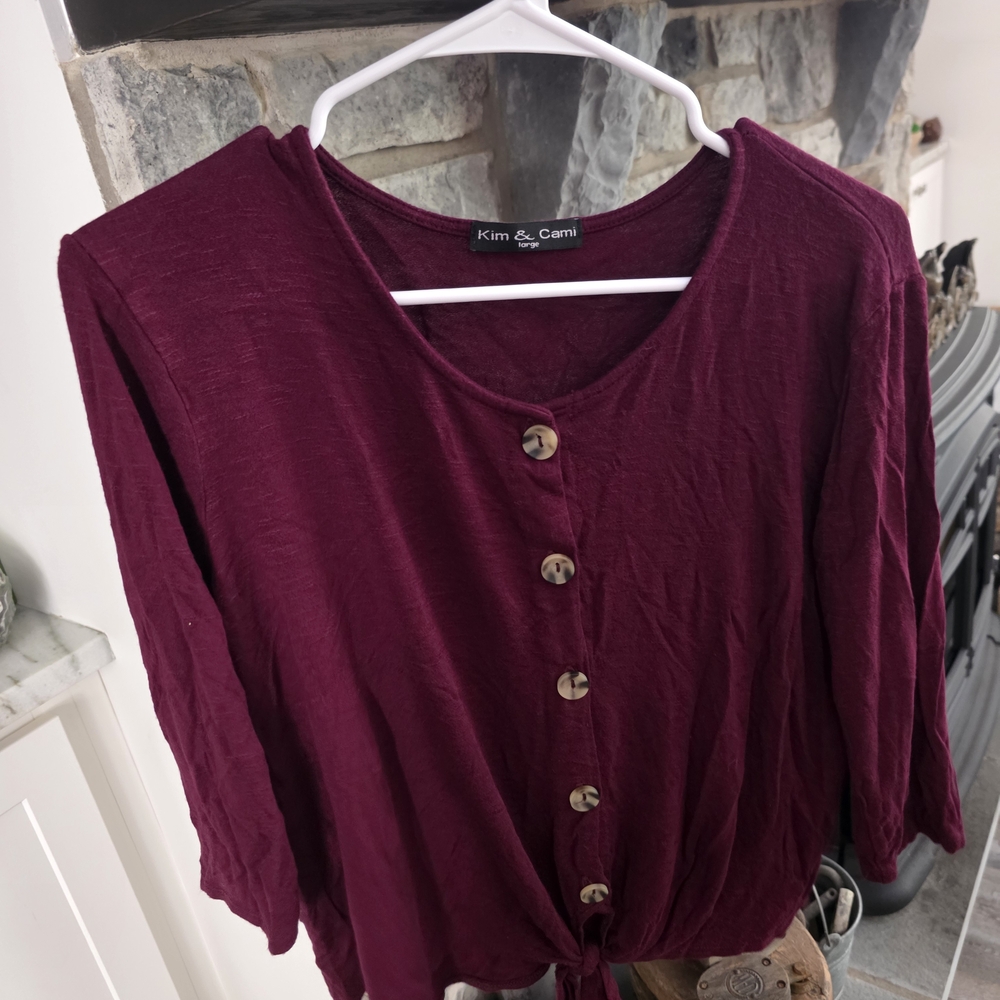 Kim & Cami Women's Burgundy Button-Down Top